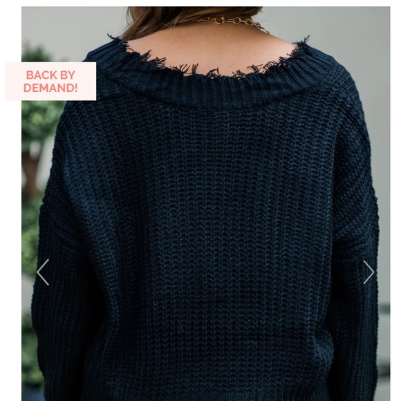 Black Distressed Sweater BRAND NEW - Picture 2 of 6